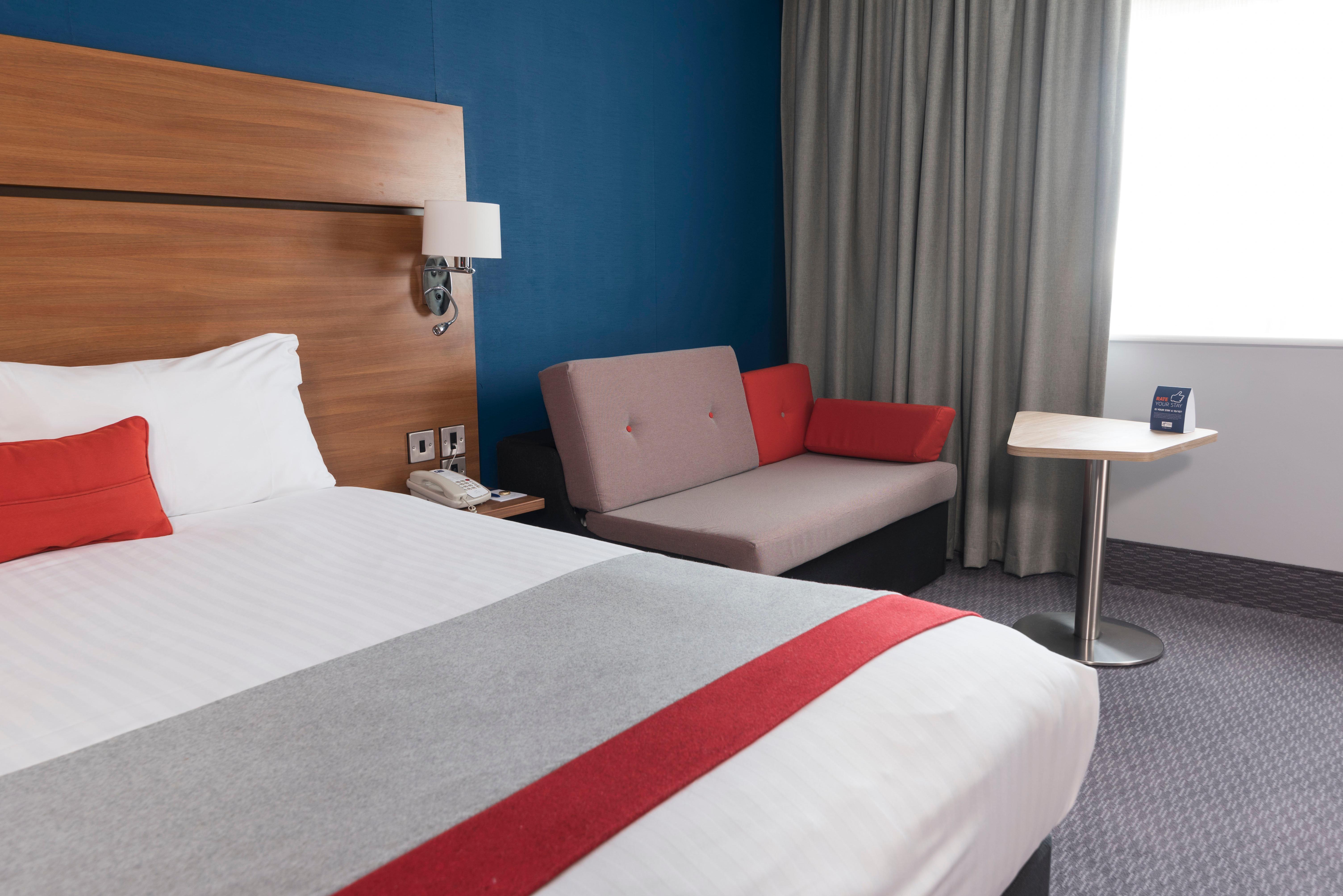 Holiday Inn Express Birmingham Star City By Ihg מראה חיצוני תמונה