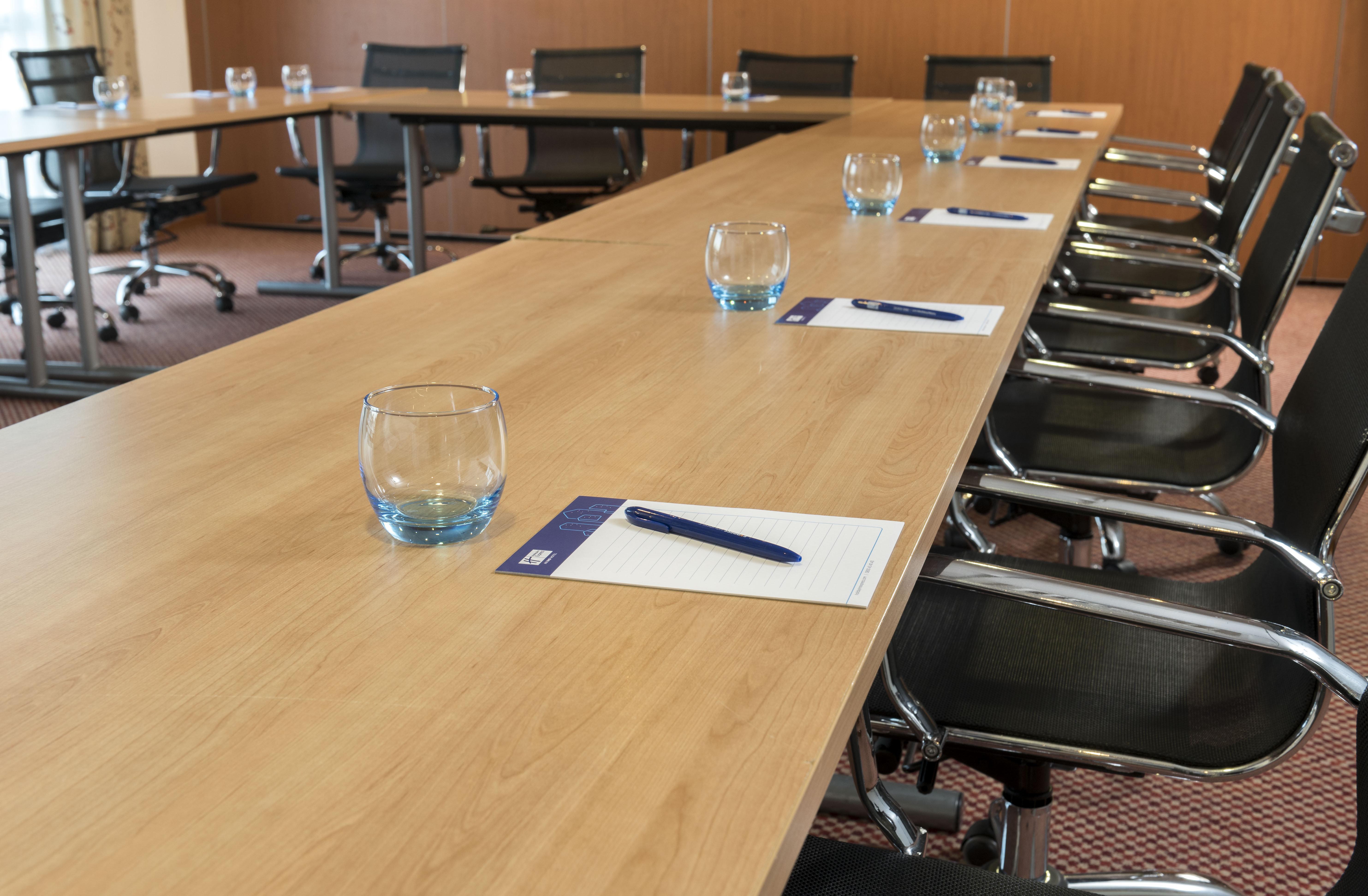 Holiday Inn Express Birmingham Star City By Ihg מראה חיצוני תמונה