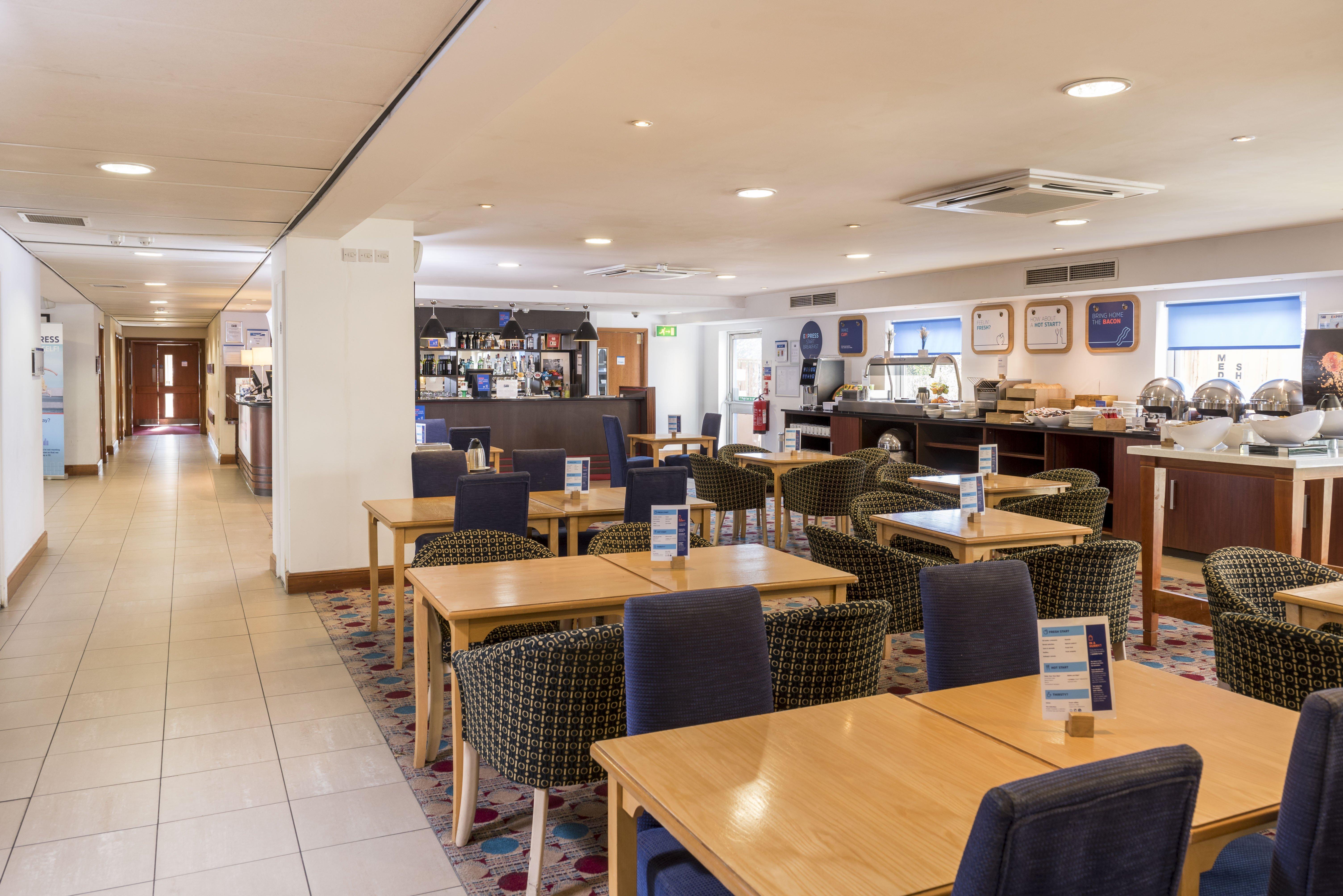 Holiday Inn Express Birmingham Star City By Ihg מראה חיצוני תמונה