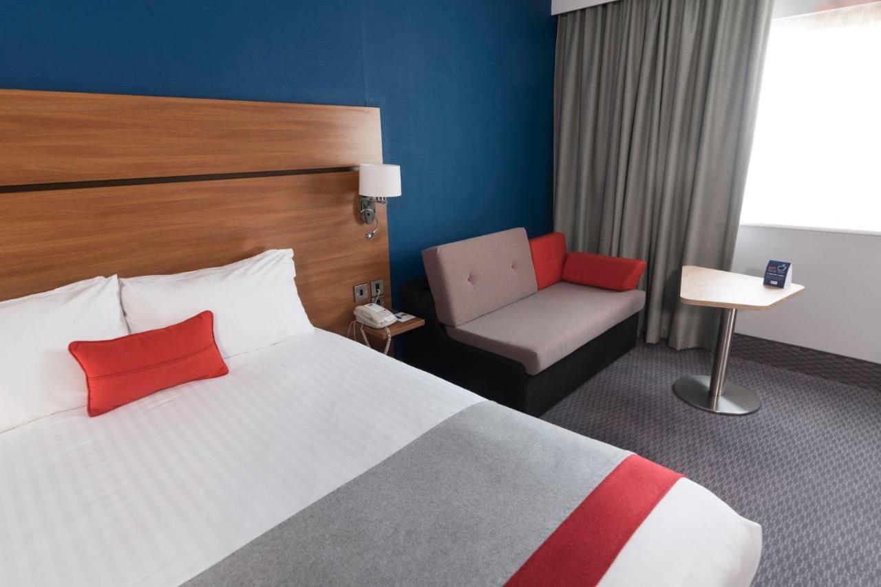 Holiday Inn Express Birmingham Star City By Ihg מראה חיצוני תמונה